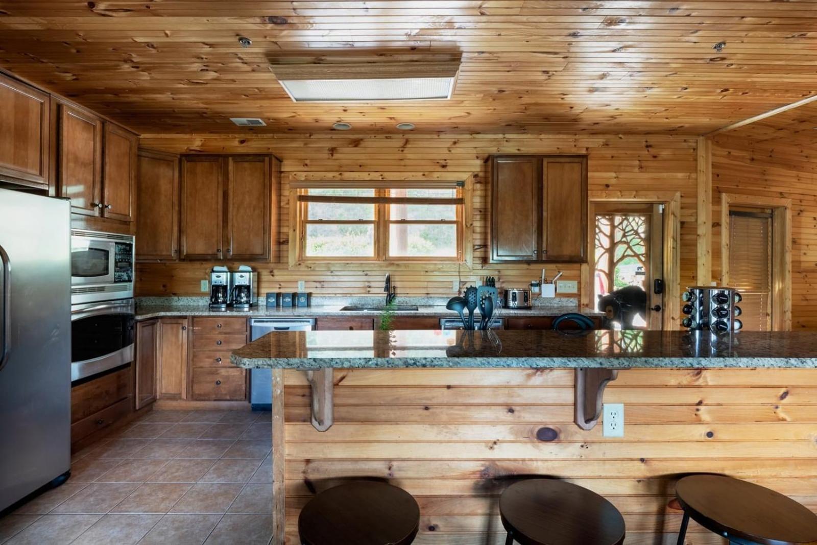 גטלינבורג Hickory Ridge By Avantstay Incredible Private Elevated Cabin Sleeps 20 מראה חיצוני תמונה